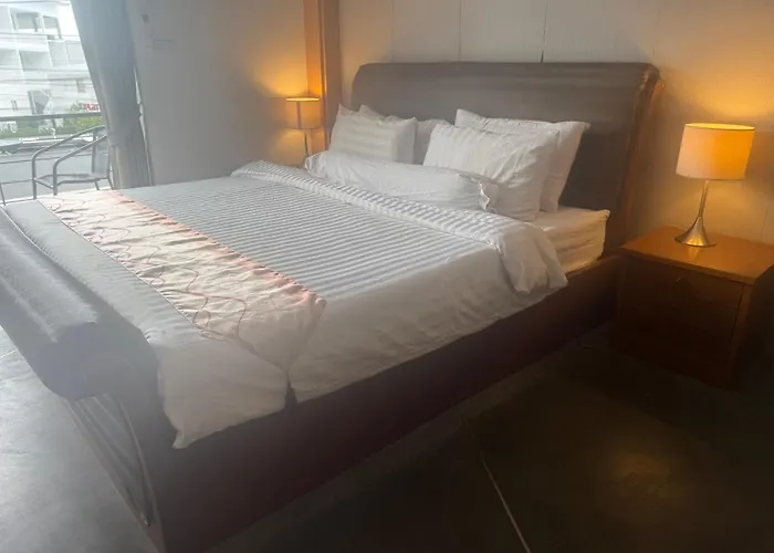 Retreat Pool And Mountain Views アパート バンスコ